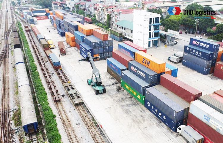 Nhập hàng Trung Quốc chính ngạch bằng đường sắt